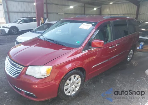 2016 Chrysler Town & Country Touring from USA, damaged, VIN 2C4RC1BG5GR189646